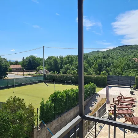 Sunny Haven With Private Pool וילה *